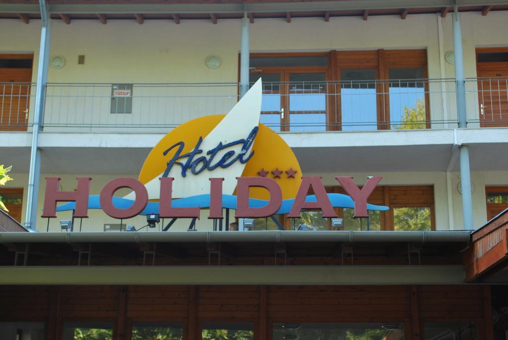 Hotel Holiday Siófok Exterior foto